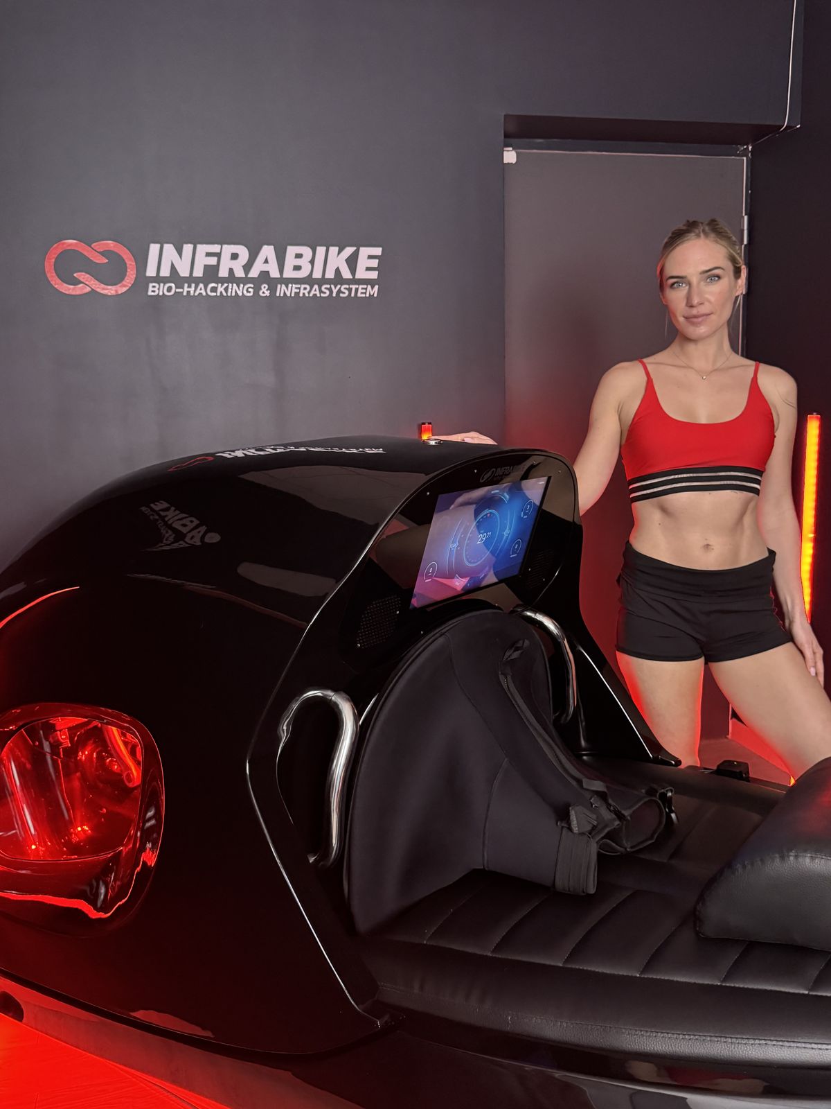 InfraBike showroom — position semi-allongée
